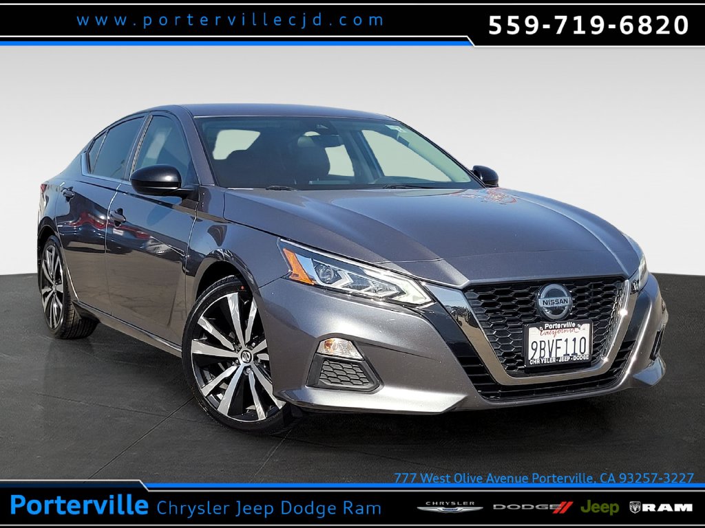 2022 Nissan Altima SR