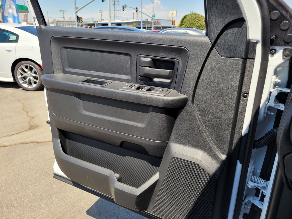 2025 RAM 2500 Tradesman - Photo 18