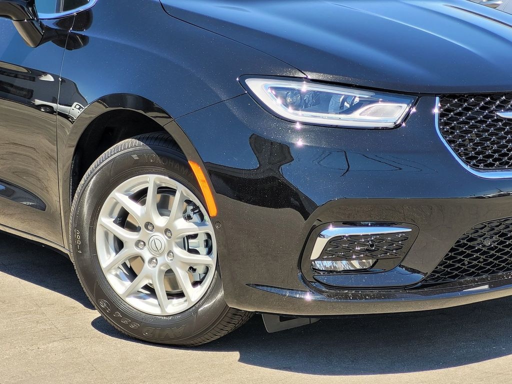 New 2025 Chrysler Pacifica SELECT Passenger Van