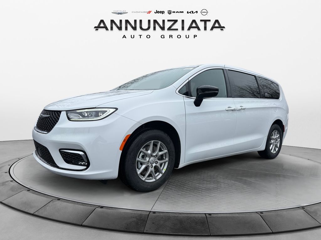 2026 Chrysler Pacifica