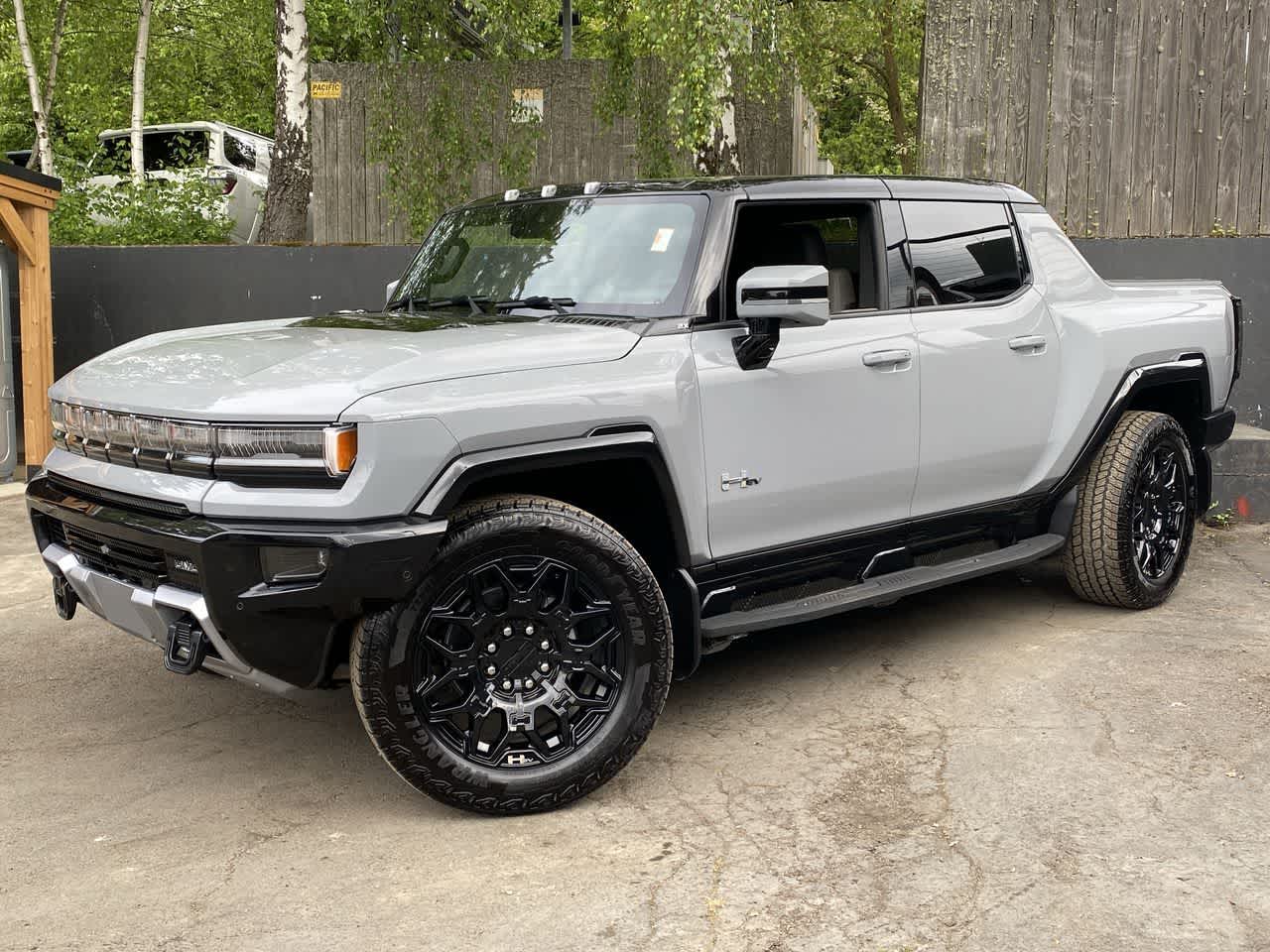 2025 GMC HUMMER EV
