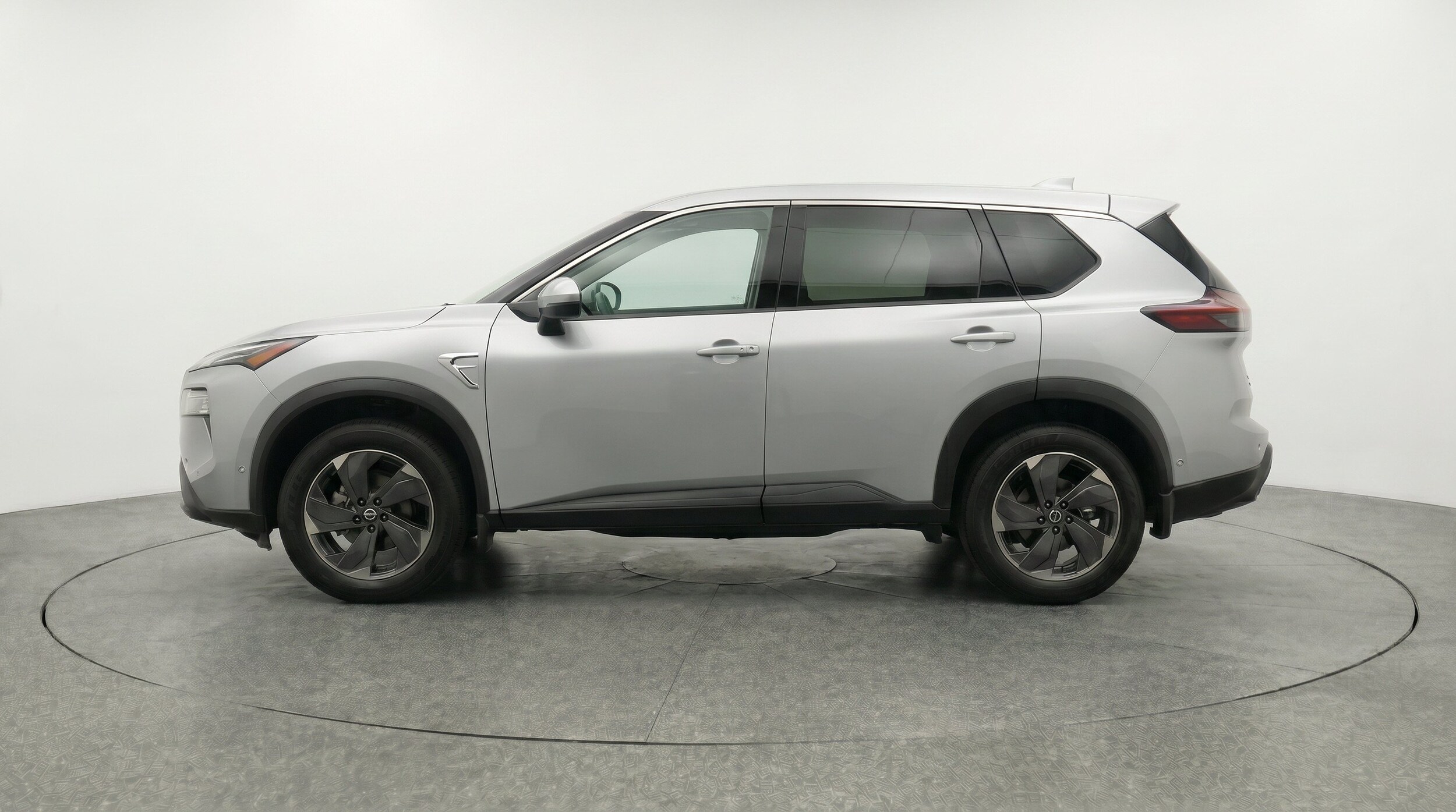 Thumbnail: 2025 Nissan Rogue - 5