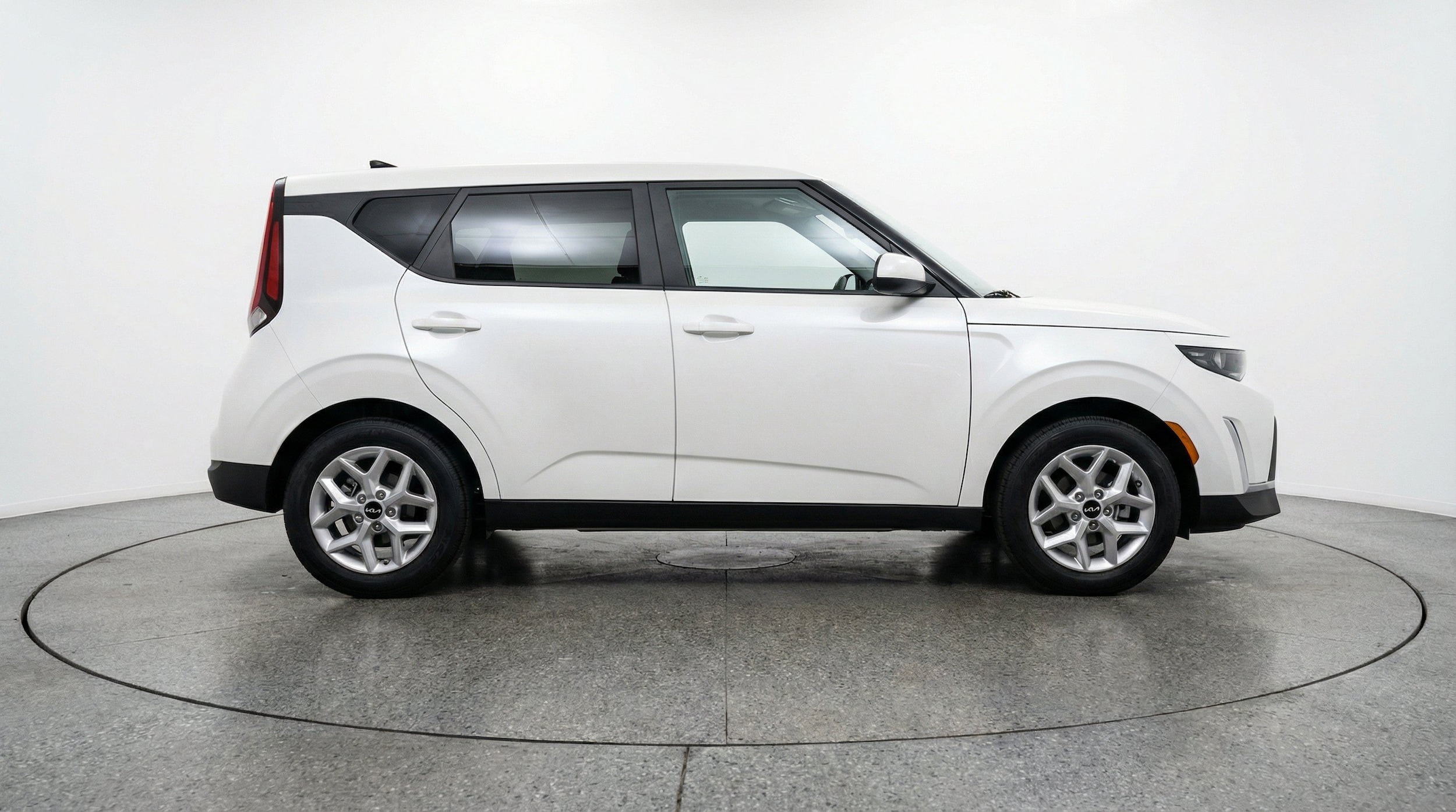 Thumbnail: 2025 Kia Soul - 10