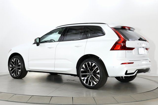 2026 Volvo XC60 Ultra - Photo 6