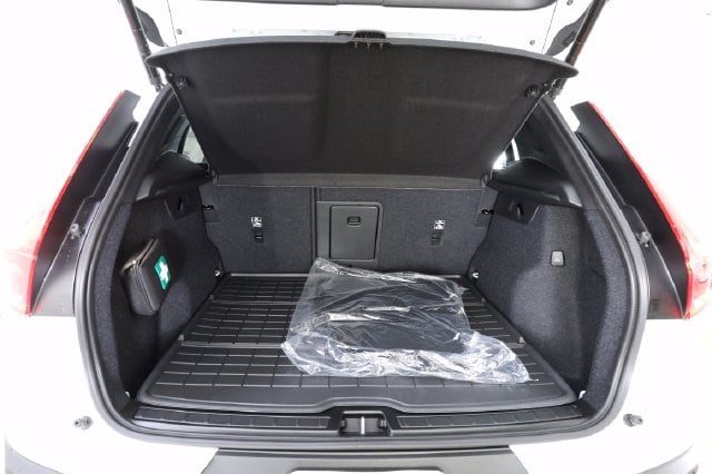 2026 Volvo XC40 Plus - Photo 26