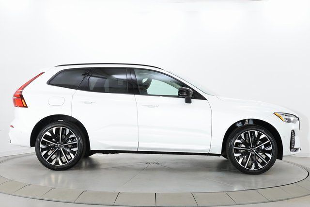 2026 Volvo XC60 Ultra - Photo 9