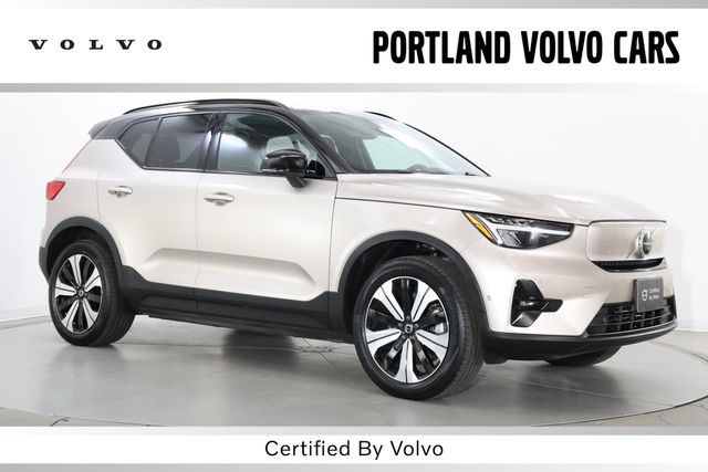 2023 Volvo XC40
