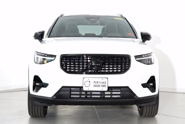 New 2026 Volvo XC40 B5 Ultra Black Edition SUV