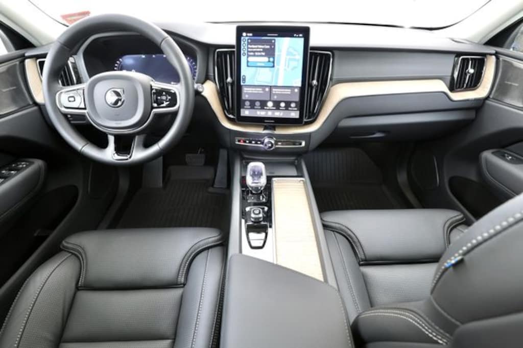New 2027 Volvo XC60 B5 Ultra SUV