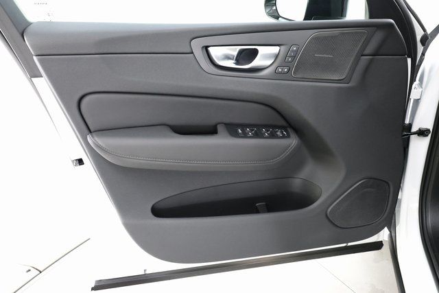 2026 Volvo XC60 Ultra - Photo 13
