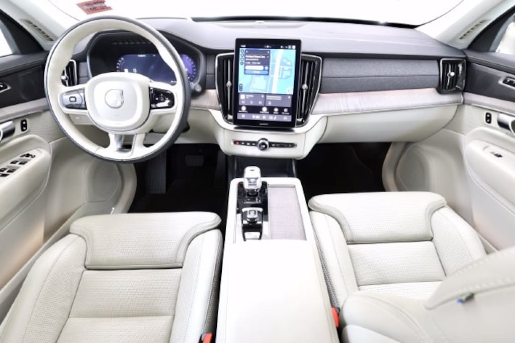 Certified 2026 Volvo XC90 B6 Ultra 7-Seater SUV