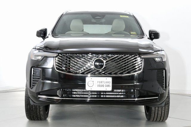 2026 Volvo XC90 Plus - Photo 9