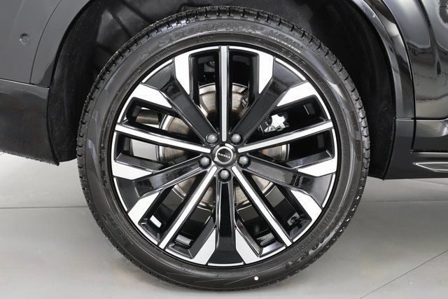 2026 Volvo XC90 Plus - Photo 10