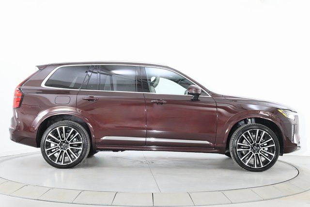 2026 Volvo XC90 Plus - Photo 9