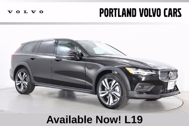 2026 Volvo V60 Cross Country Plus