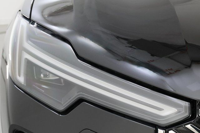 2026 Volvo XC90 Plus - Photo 11