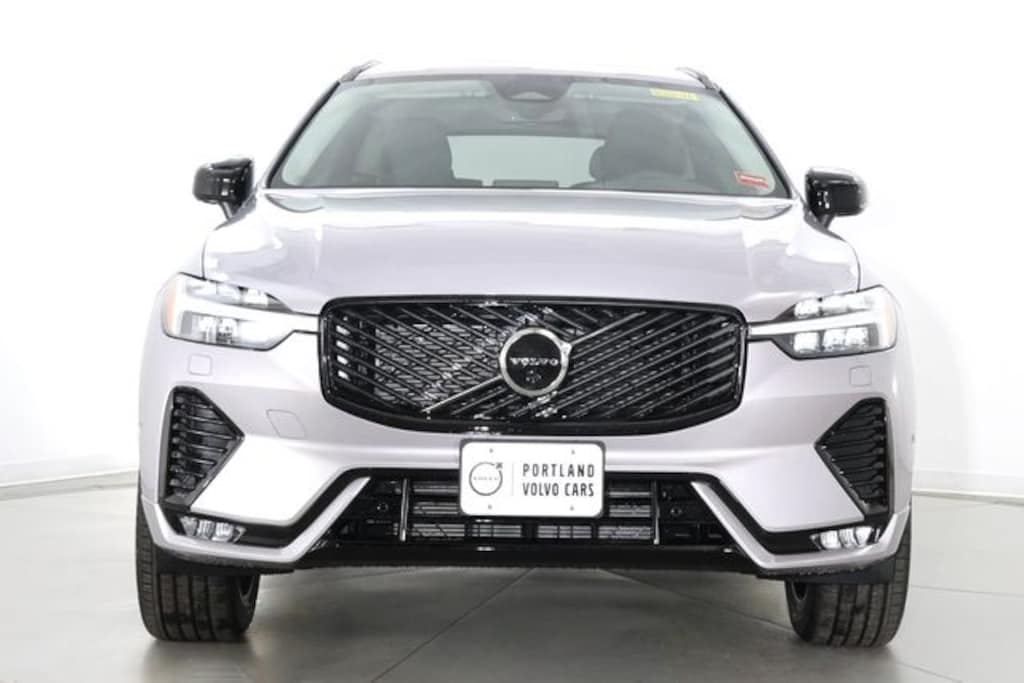 New 2026 Volvo XC60 B5 Plus SUV