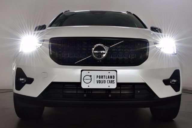 2026 Volvo XC40 Plus - Photo 27