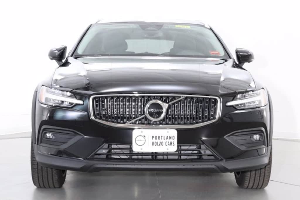 New 2026 Volvo V60 Cross Country B5 Plus Wagon