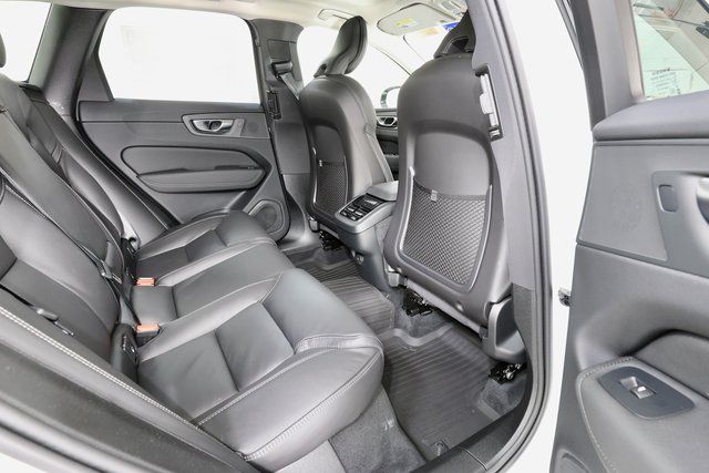 2026 Volvo XC60 Ultra - Photo 18