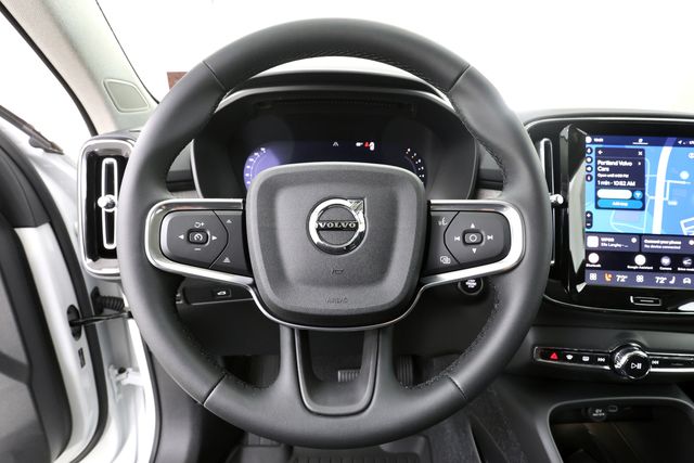 2026 Volvo XC40 Plus - Photo 22