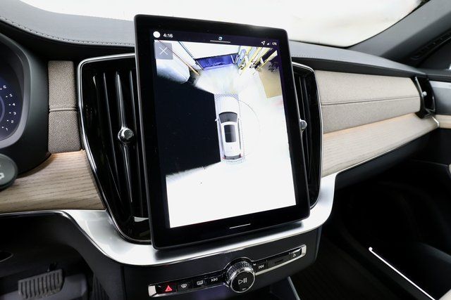 2026 Volvo XC90 Plus - Photo 26