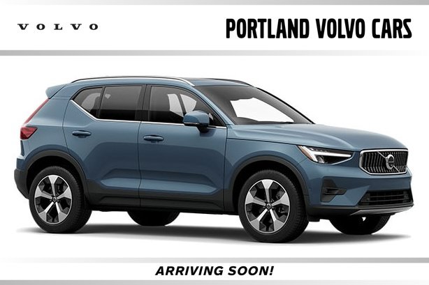 Used 2024 Volvo XC40 B5 Core SUV