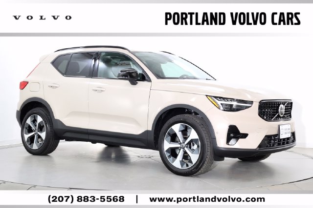 New 2026 Volvo XC40 B5 Plus SUV