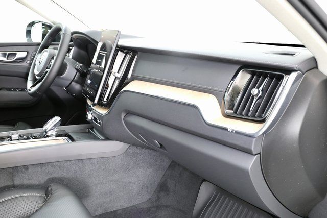 2026 Volvo XC60 Ultra - Photo 20