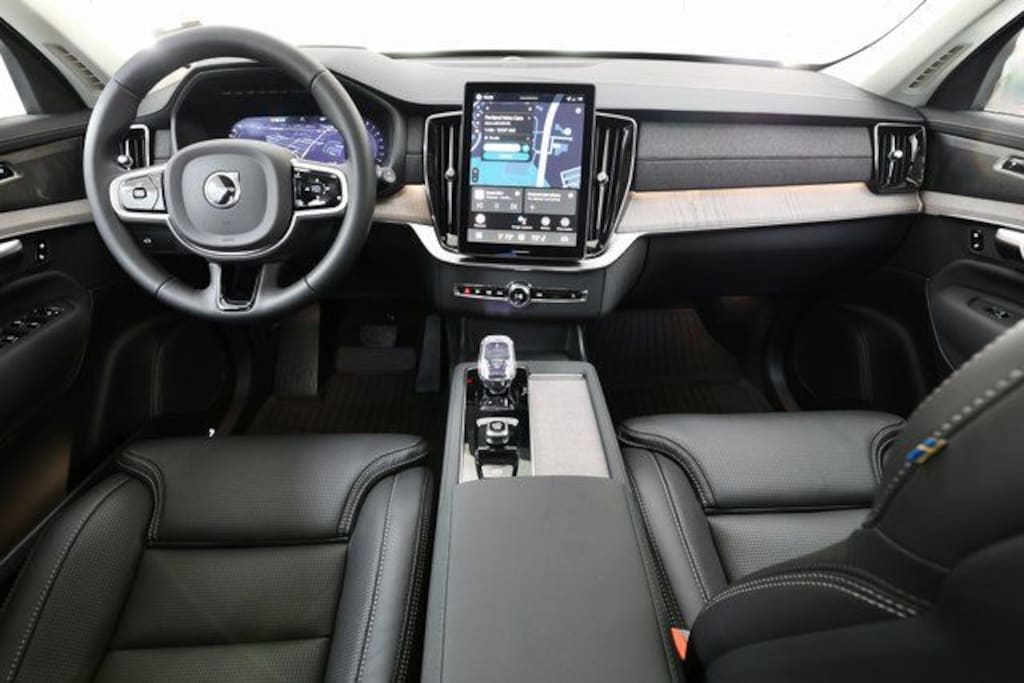 New 2026 Volvo XC90 B6 Ultra 7-Seater SUV