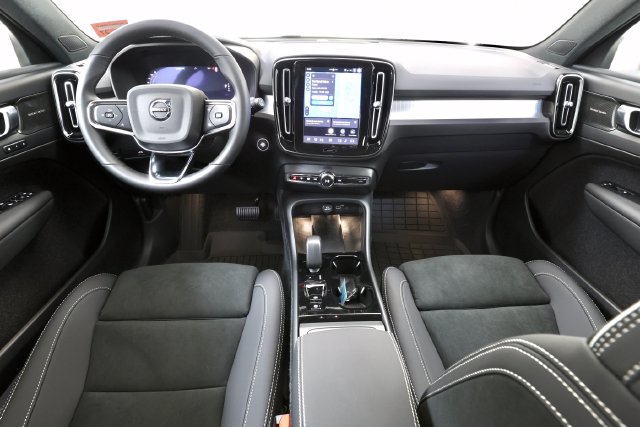 New 2026 Volvo XC40 B5 Ultra Black Edition SUV