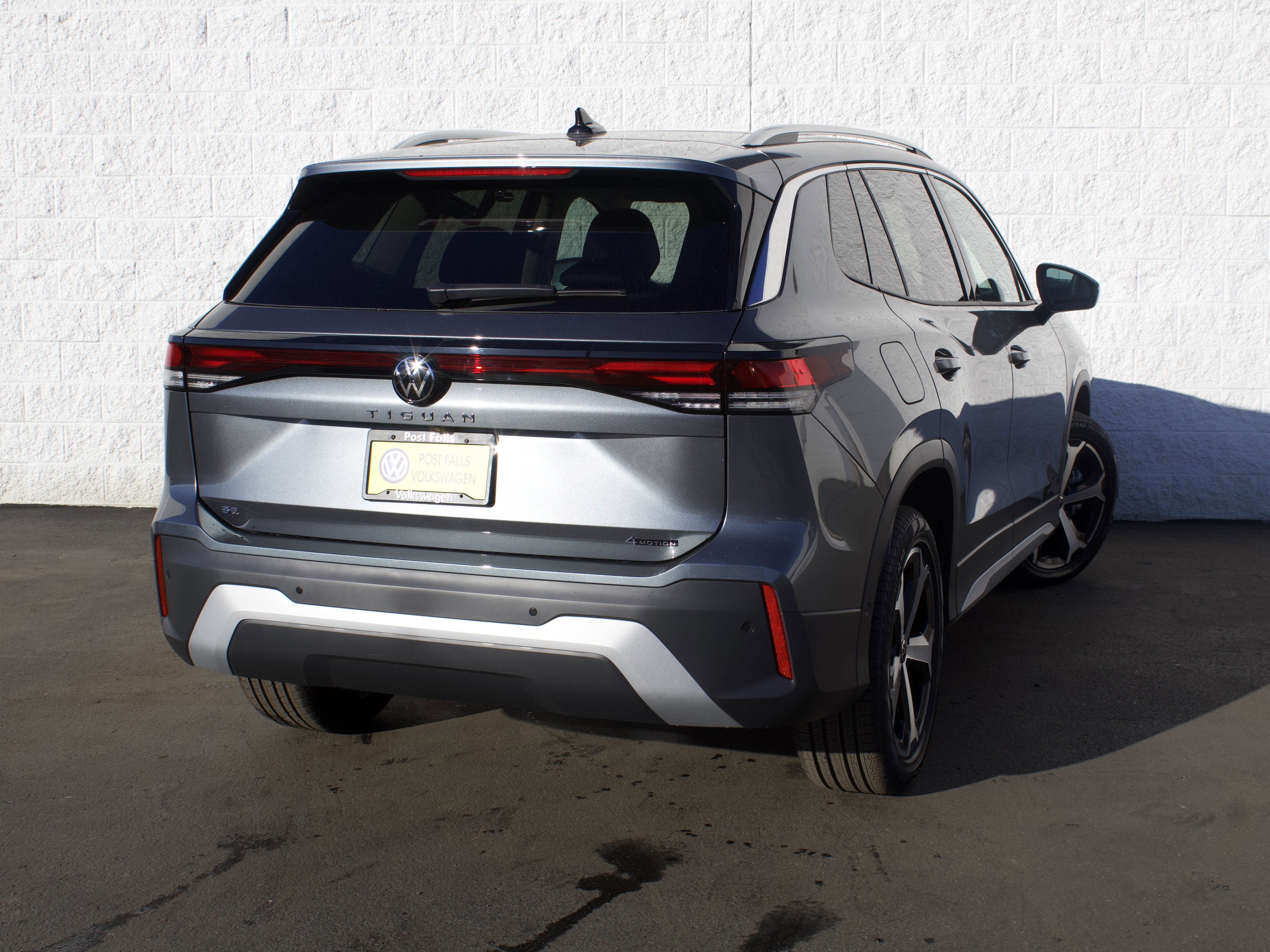 2026 Volkswagen Tiguan SE - Photo 7