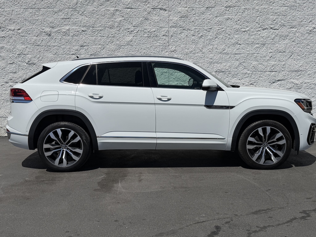 Used 2020 Volkswagen Atlas Cross Sport 3.6L V6 SEL Premium R-Line 3.6L V6 SEL Premium R-Line 4MOTION