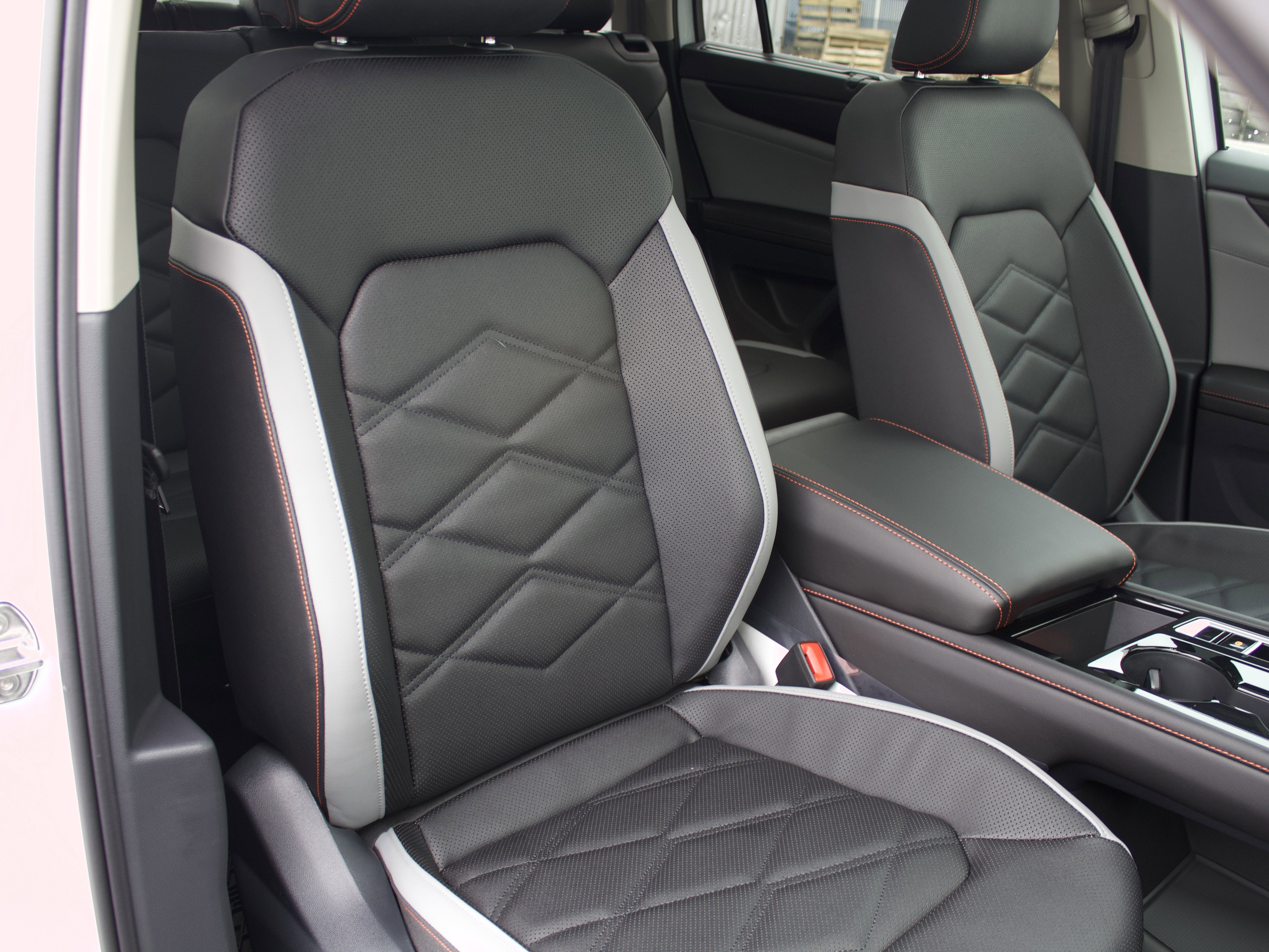 2026 Volkswagen Atlas Atlas Peak Edition - Photo 40