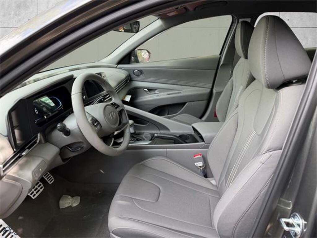 Used 2026 Hyundai Elantra SEL Sport Sedan