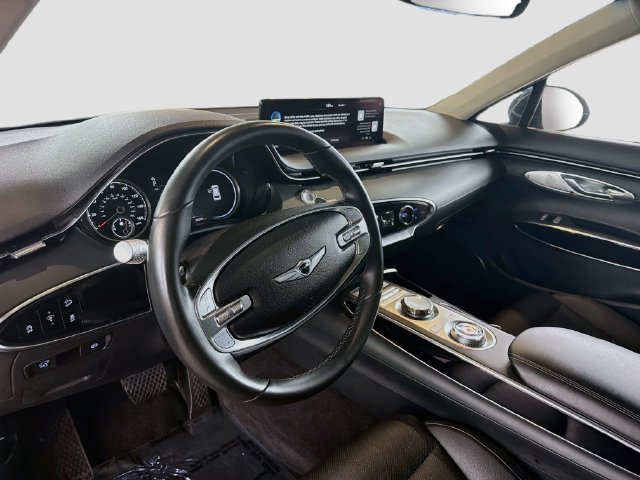 2025 GENESIS GV70 Standard - Photo 8