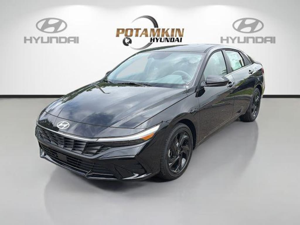 New 2026 Hyundai Elantra SEL Sport Sedan