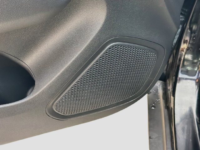 2025 Hyundai Venue SEL - Photo 18