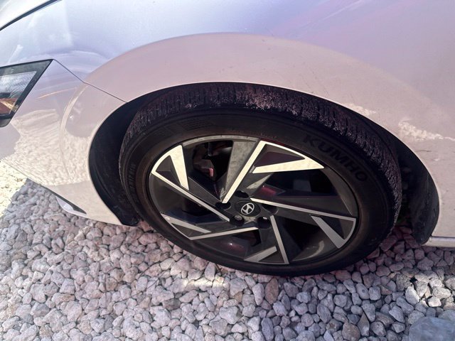 2024 Hyundai Elantra SEL - Photo 11