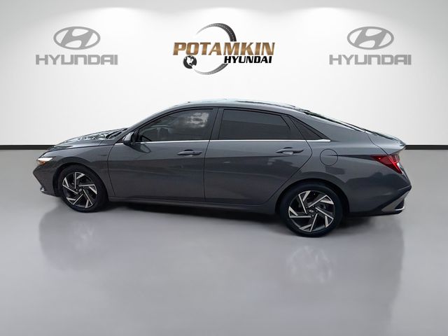 2025 Hyundai Elantra SEL - Photo 8