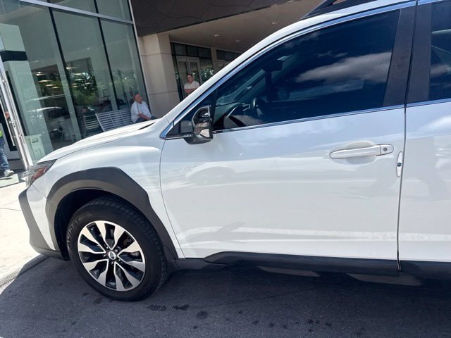 2023 Subaru Outback Limited - Photo 9