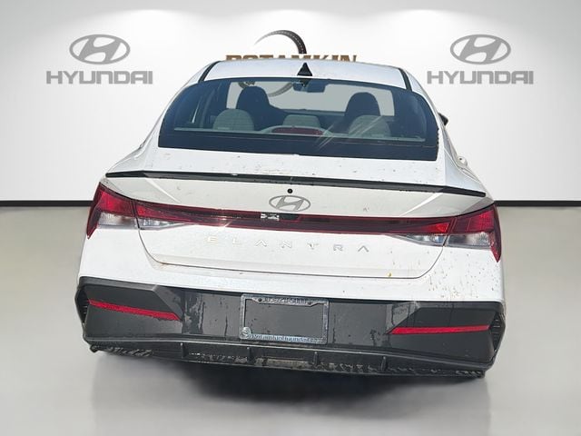 2026 Hyundai Elantra SEL Sport - Photo 6