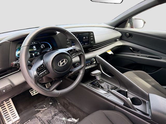2026 Hyundai Elantra SEL Sport - Photo 9