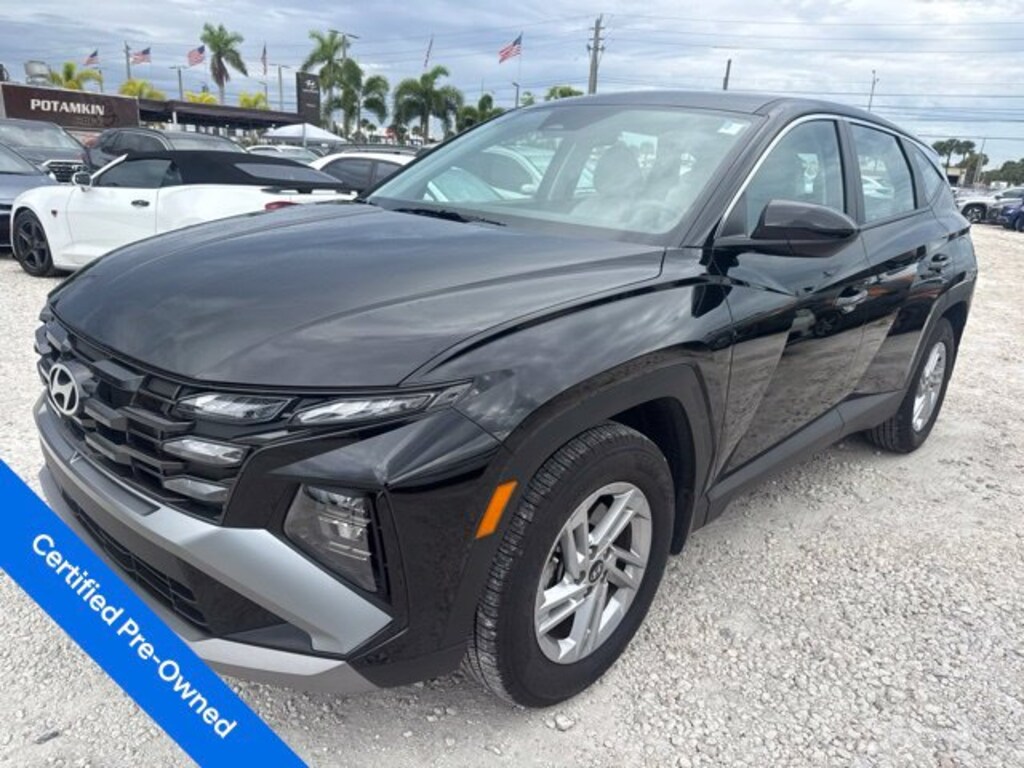Certified 2025 Hyundai Tucson SE SUV
