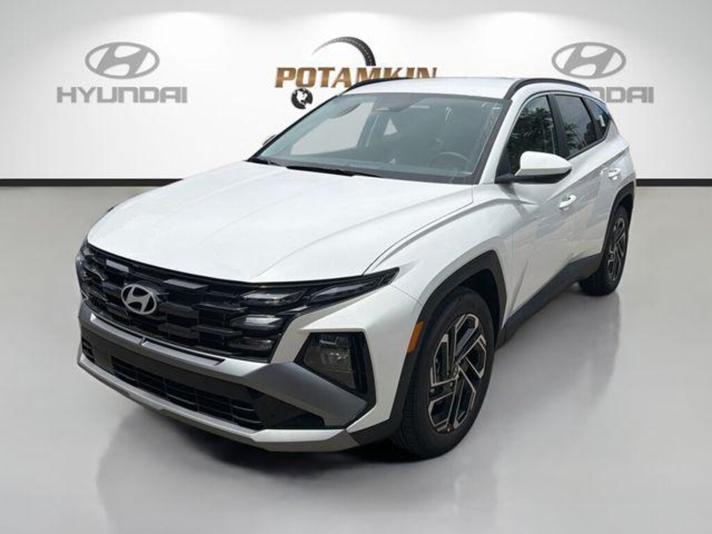 New 2026 Hyundai Tucson SEL Plus FWD SUV
