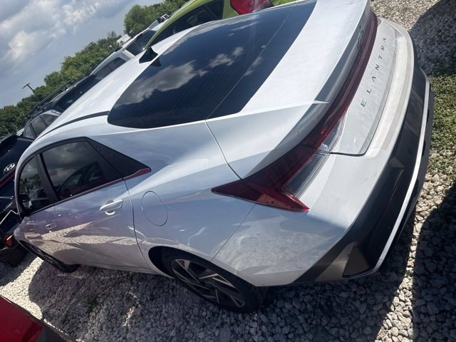 2024 Hyundai Elantra SEL - Photo 9