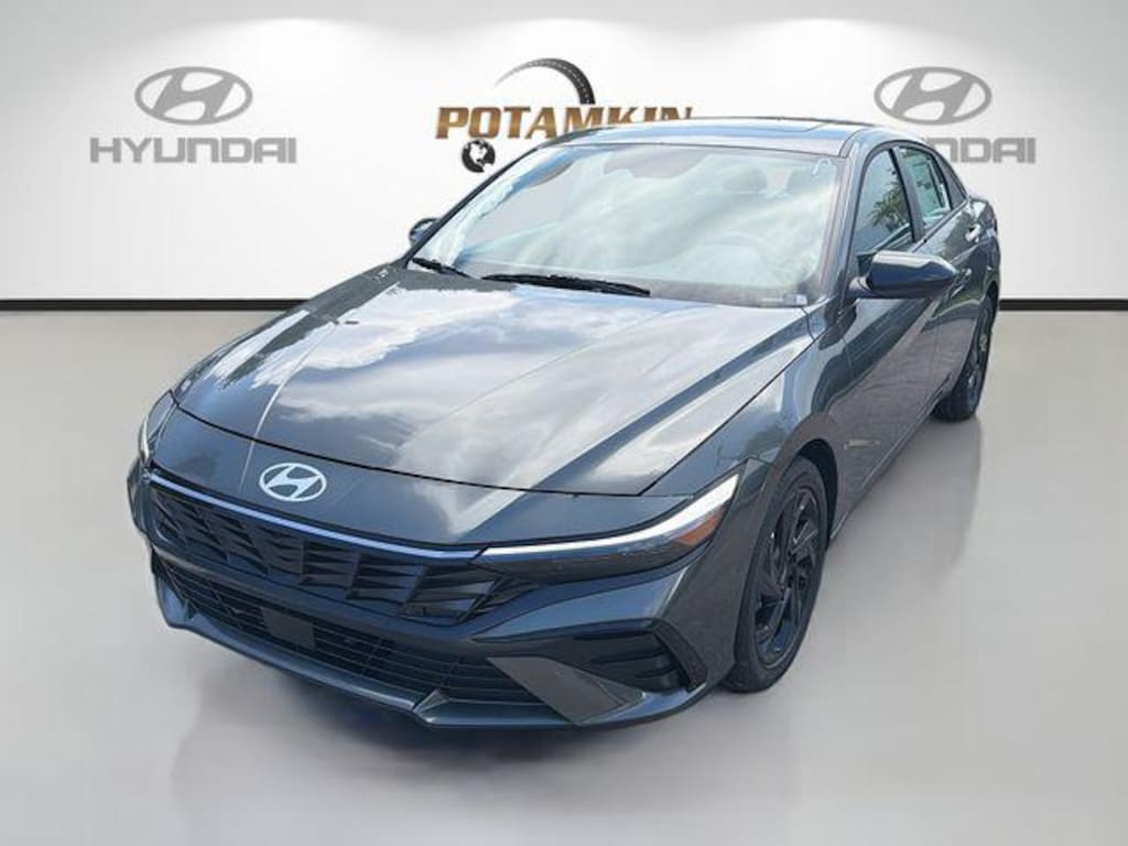 New 2026 Hyundai Elantra SEL Sport Sedan