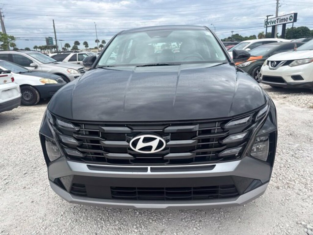 Certified 2025 Hyundai Tucson SE SUV