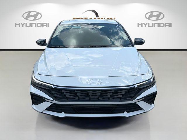 New 2026 Hyundai Elantra SEL Sport Sedan