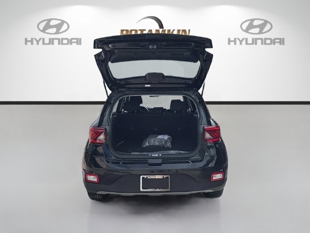 2025 Hyundai Venue SEL - Photo 25